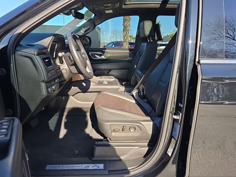 Used 2024 Chevrolet Tahoe High Country w/ Advanced Technology Package image 4