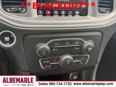 Used 2023 Dodge Charger SXT w/ Blacktop Package image 23