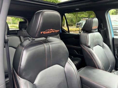 Certified 2023 Honda Pilot TrailSport image 30