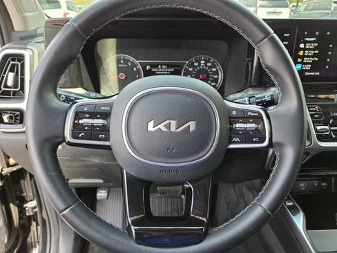 Used 2023 Kia Sorento S w/ Panoramic Sunroof Package AWD/4WD image 30