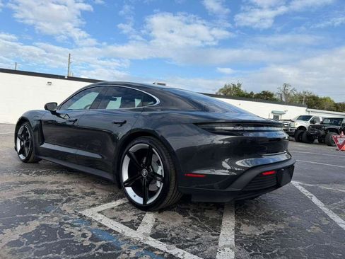 Used 2021 Porsche Taycan 4S image 5