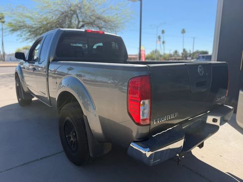 Used 2007 Nissan Frontier SE w/ Power Pkg AWD/4WD image 5