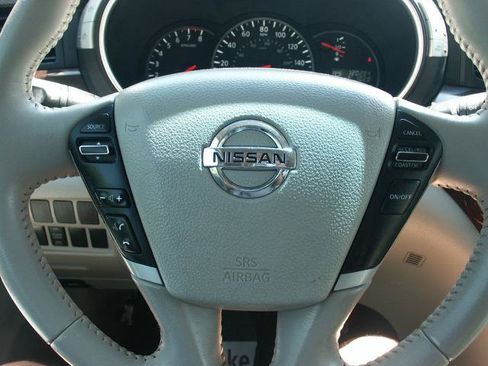 Used 2013 Nissan Quest SV w/ Leather Pkg FWD image 10