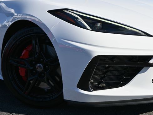 Used 2023 Chevrolet Corvette 1LT w/ Z51 Performance Package image 12