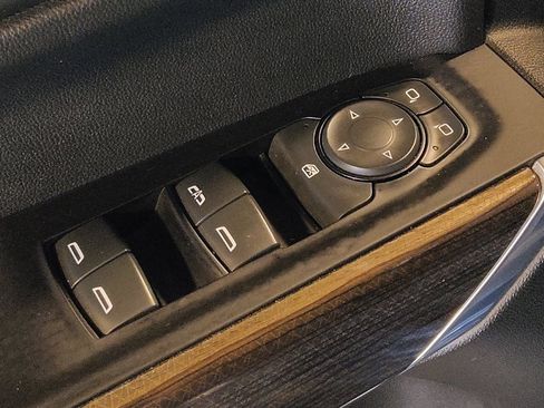 Used 2019 Chevrolet Silverado 1500 LT w/ All-Star Edition AWD/4WD image 27