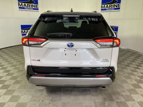 Used 2023 Toyota RAV4 XSE AWD/4WD image 17