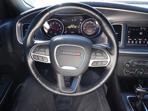 Used 2020 Dodge Charger SXT w/ Leather Interior Group image 9