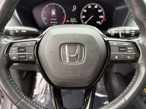 Used 2023 Honda HR-V EX-L image 10