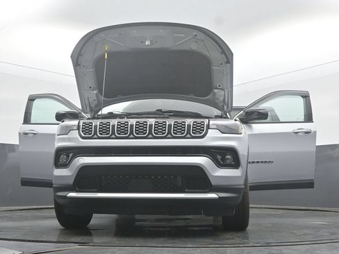 Used 2024 Jeep Compass Limited AWD/4WD image 60