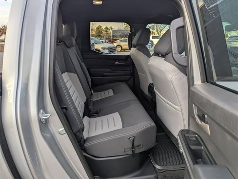 Used 2024 Toyota Tacoma TRD Off-Road image 16
