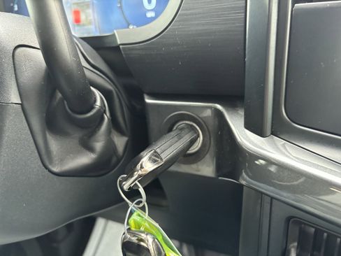 Used 2024 Ford F150 STX image 31