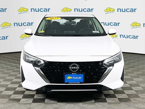 Used 2025 Nissan Sentra SV FWD image 2