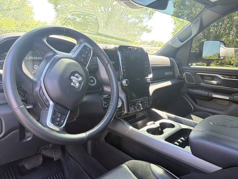 Used 2022 RAM 1500 Laramie AWD/4WD image 20
