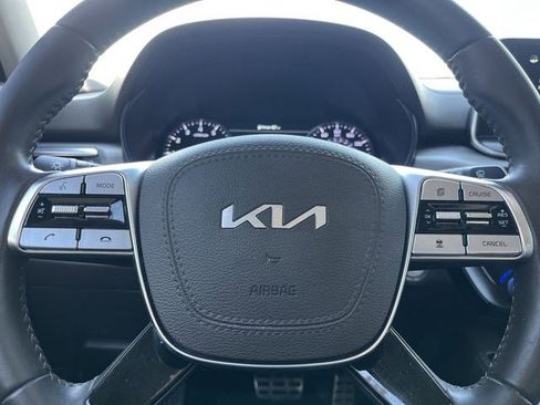 Used 2022 Kia Telluride SX w/ Towing Package image 13
