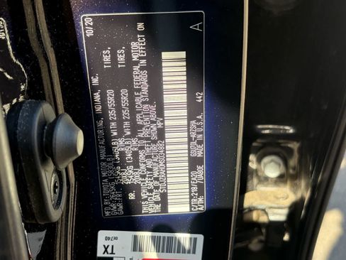 Used 2021 Toyota Highlander XSE FWD image 17