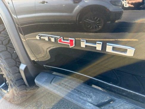 Used 2021 GMC Sierra 3500 AT4 w/ AT4 Premium Plus Package AWD/4WD image 9
