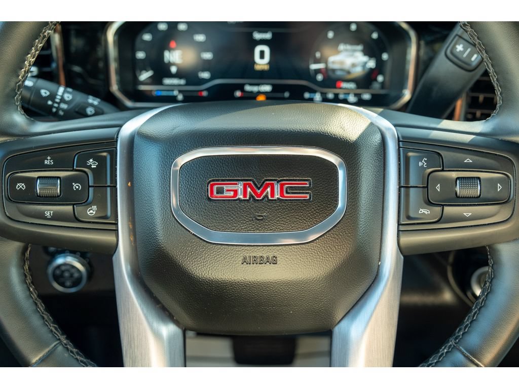 Used 2025 GMC Sierra 1500 SLT AWD/4WD image 17