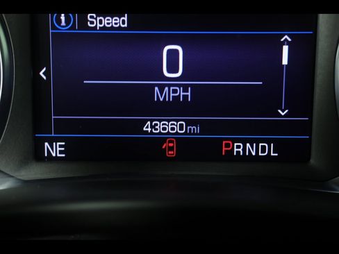 Used 2022 Chevrolet Equinox LT image 24