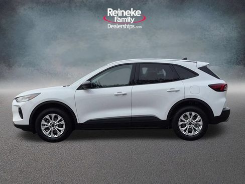 Used 2025 Ford Escape Active AWD/4WD image 9