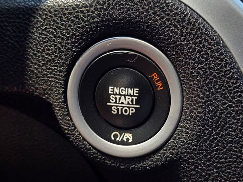 Used 2020 Chrysler 300 Limited RWD image 27