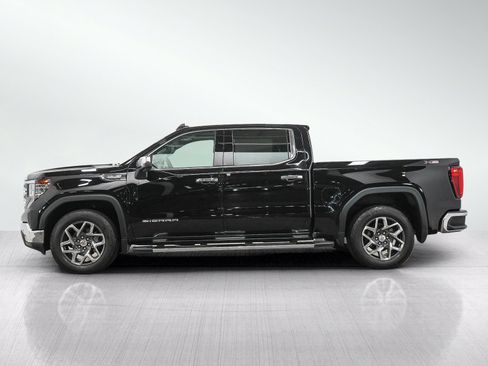 Used 2023 GMC Sierra 1500 SLT w/ SLT Premium Plus Package AWD/4WD image 2