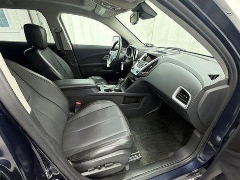Used 2017 Chevrolet Equinox Premier w/ Enhanced Convenience Package AWD/4WD image 13