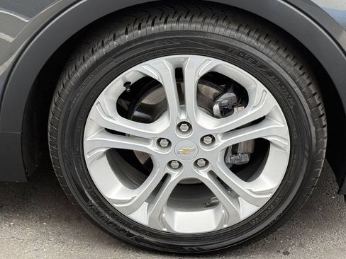 Used 2019 Chevrolet Bolt LT FWD image 18