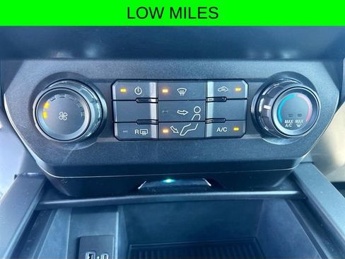 Certified 2022 Ford F350 XLT w/ Black Appearance Package AWD/4WD image 17