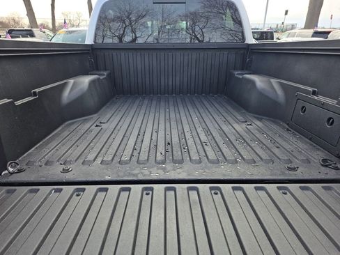 Used 2022 Toyota Tacoma SR5 image 29