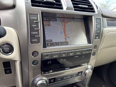 Used 2017 Lexus GX 460 Luxury w/ Sport Design Package image 29