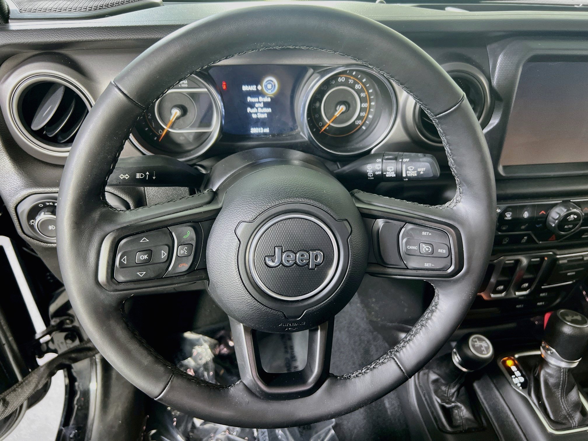 Used 2023 Jeep Wrangler Sport AWD/4WD image 11