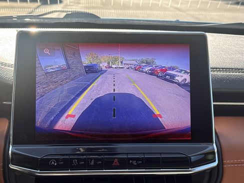 Used 2022 Jeep Compass Limited image 22