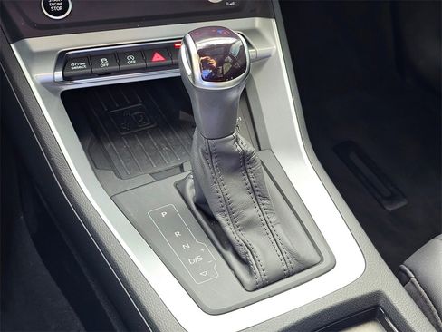 Used 2023 Audi Q3 2.0T Premium Plus w/ Premium Plus Package image 34