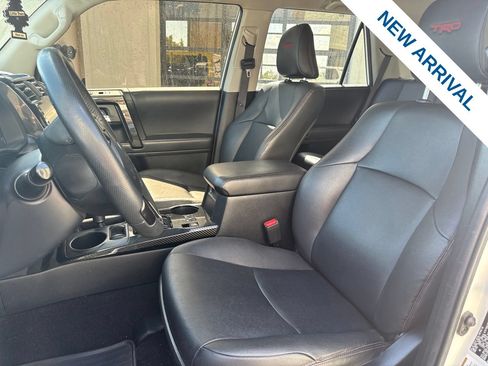 Used 2021 Toyota 4Runner TRD Off-Road Premium AWD/4WD image 16