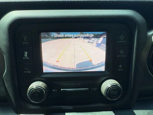 Used 2020 Jeep Wrangler Unlimited Sport S image 25