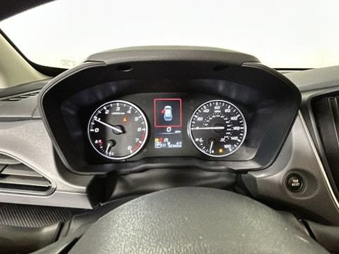 Used 2024 Subaru Crosstrek 2.0i Premium AWD/4WD image 17