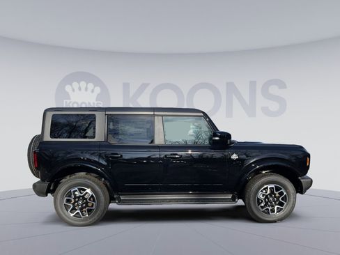 New 2025 Ford Bronco Outer Banks image 8