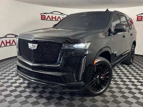 Used 2023 Cadillac Escalade V AWD/4WD image 2