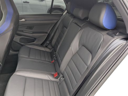 Used 2024 Volkswagen Golf R image 32