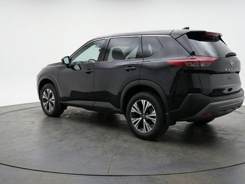 Used 2023 Nissan Rogue SV AWD/4WD image 6