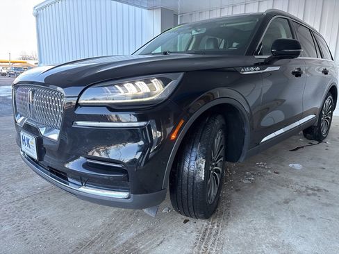 Used 2024 Lincoln Aviator Reserve image 38