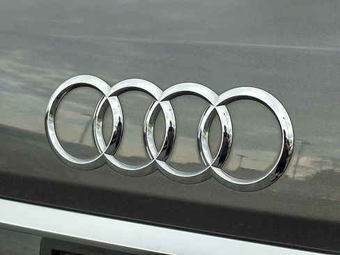 Used 2021 Audi Q7 3.0T Premium Plus w/ Executive Package image 34