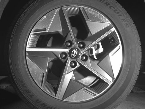 Used 2025 Hyundai Tucson SEL image 14