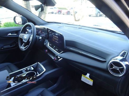 New 2026 Chevrolet Equinox LT FWD image 15