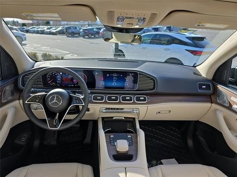 New 2026 Mercedes-Benz GLE 450 4MATIC image 17