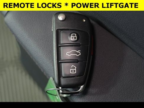 Used 2023 Audi Q3 2.0T Premium image 8