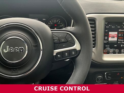 Used 2021 Jeep Compass Latitude w/ Sun and Sound Group image 13