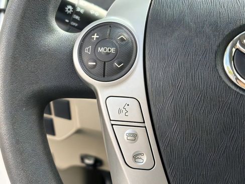 Used 2013 Toyota Prius Three FWD image 19
