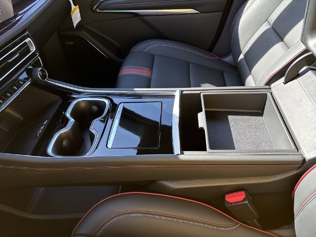 New 2027 Chevrolet Traverse RS AWD/4WD image 29