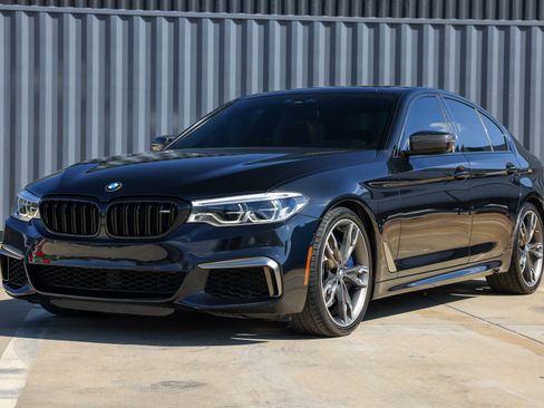 Used 2019 BMW M550i xDrive image 4